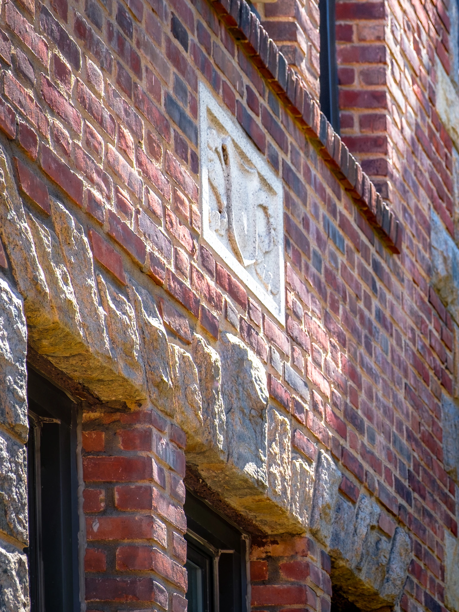 Classic Brick Architectural Details at Saxon House